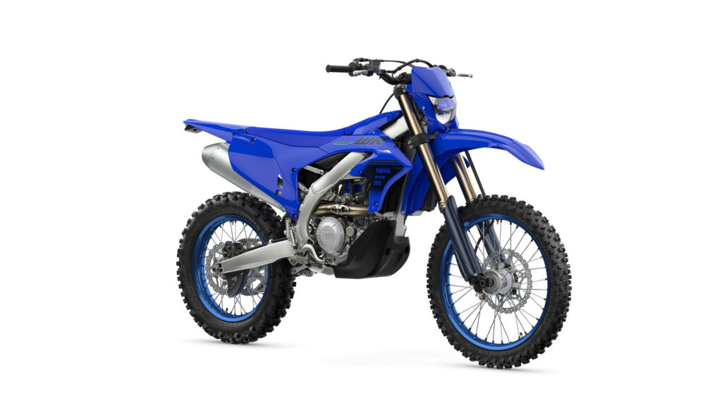 Yamaha-WR450F-2024-EU-Icon_Blue-360-Degrees-001-03