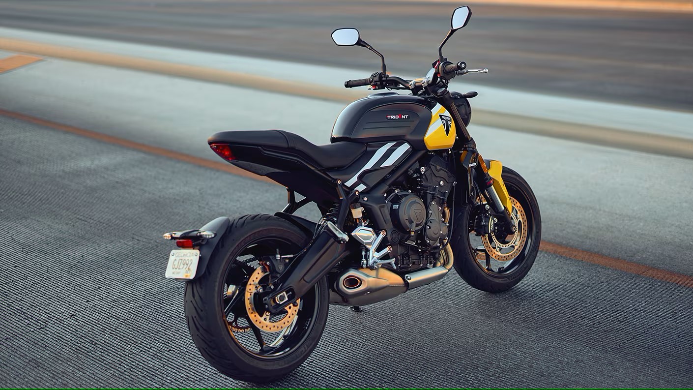 Triumph-trident-660-a2-update-my25-black_yellow-1410x793